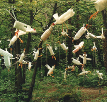 Realizzazione di installazione d’arte nella fortezza di Osoppo (UD). Macchine di Pace del 1999